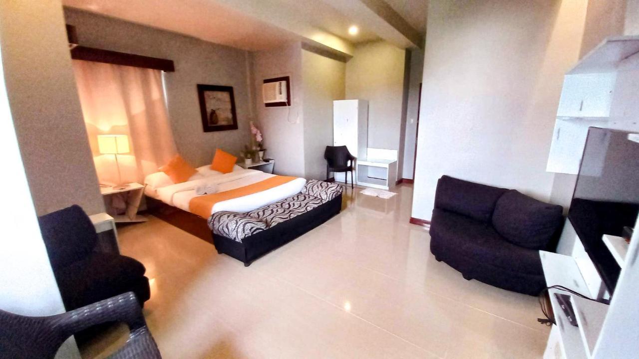 באלר Pacific Waves Inn מראה חיצוני תמונה